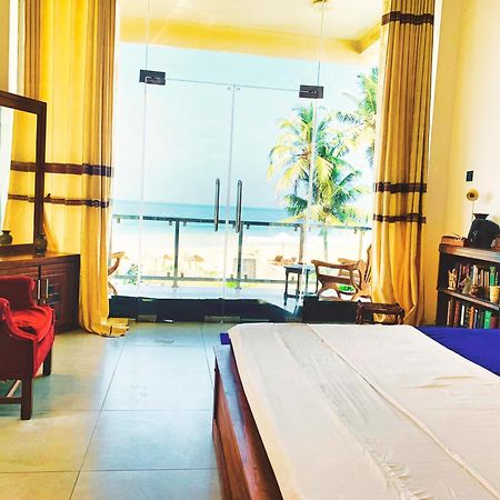 Kavin Beach Hotel Hikkaduwa Buitenkant foto