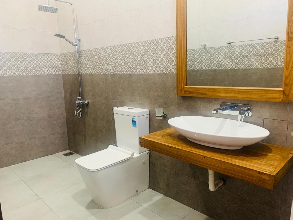 Kavin Beach Hotel Hikkaduwa Buitenkant foto