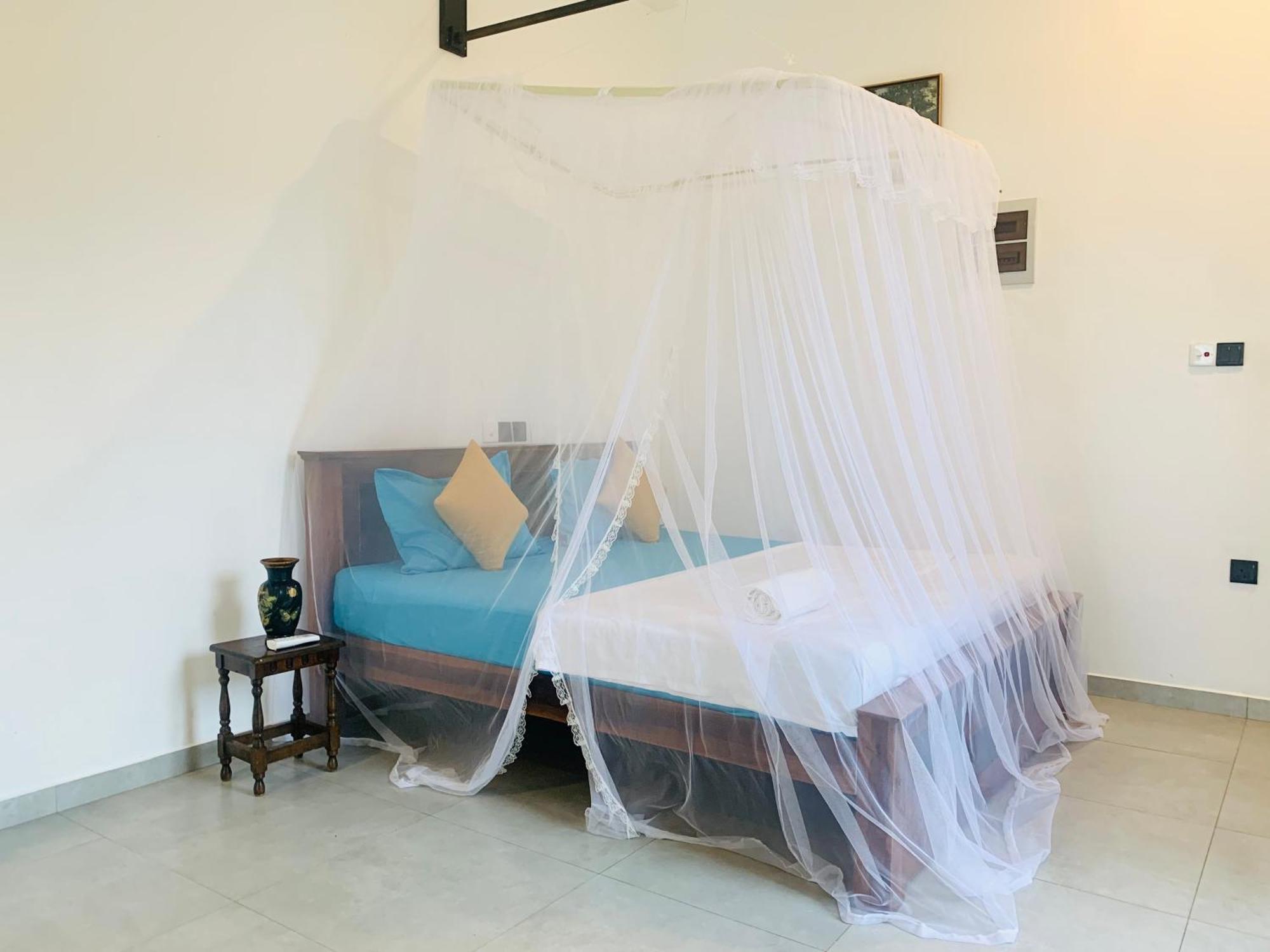Kavin Beach Hotel Hikkaduwa Buitenkant foto